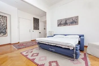 Dream Houses Milan Apartment